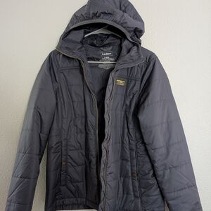 L.L. Bean Women's Mountain Classic Puffer Hooded Jacket Charcoal